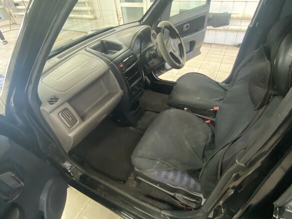 2001 Nissan Cube I Рестайлинг (Z10), чёрный, 245000 рублей - вид 4