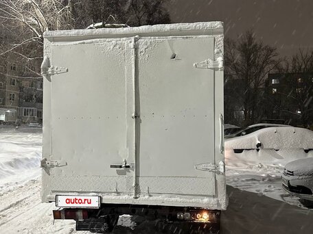 2001 ГАЗ ГАЗель (3302), белый, 215000 рублей, вид 3