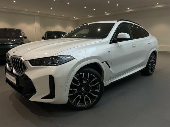 2024 BMW X6 40i III (G06) Рестайлинг, белый, 11960000 рублей