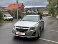 2013 Chevrolet Cruze I Рестайлинг, серебристый, 720000 рублей - вид 1
