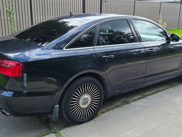 2011 Audi A6 IV (C7), синий, 1800000 рублей - вид 9