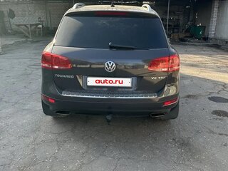 2011 Volkswagen Touareg II, серый, 2200000 рублей, вид 3