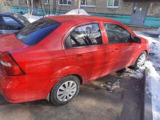 2007 Chevrolet Aveo I Рестайлинг, красный, 350000 рублей, вид 3
