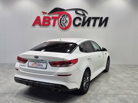 2018 Kia Optima IV Рестайлинг, белый, 1355000 рублей - вид 7