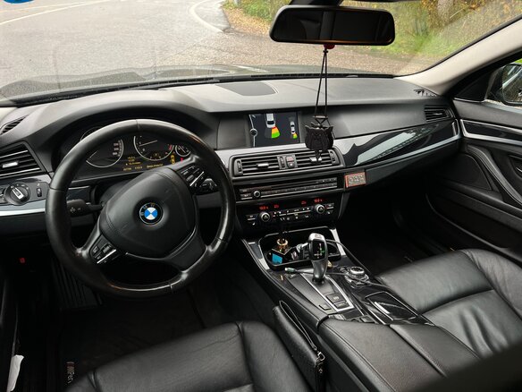 2010 BMW 5 серии 528i VI (F10/F11/F07), чёрный, 1490000 рублей - вид 8