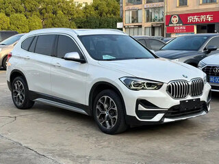 2022 BMW X1 Long 20Li sDrive II (F48) Рестайлинг, белый, 1800000 рублей, вид 2