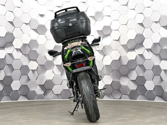 2018 Kawasaki Ninja 650, зелёный, 745000 рублей - вид 5