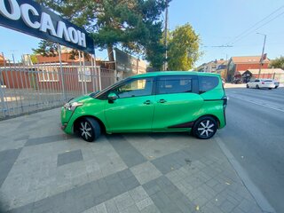 2018 Toyota Sienta II Рестайлинг, зелёный, 1350000 рублей, вид 5