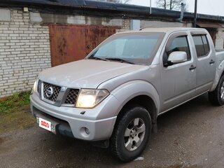 2007 Nissan Navara (Frontier) III (D40), серебристый, 725000 рублей, вид 1