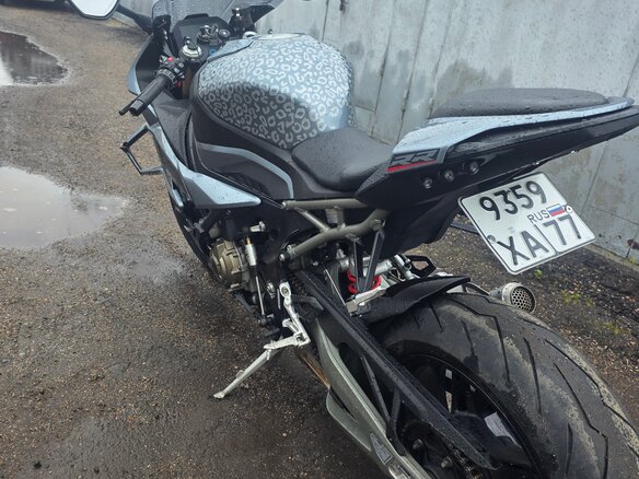 2025 BMW S 1000 RR, серый, 1750000 рублей - вид 4