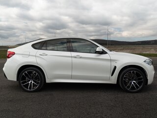 2017 BMW X6 40d II (F16), белый, 4450000 рублей, вид 4