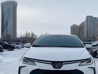2021 Toyota Corolla XII (E210), белый, 1950000 рублей, вид 1