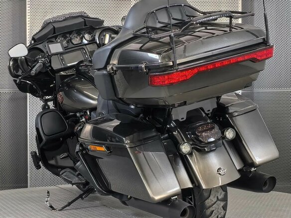 2018 Harley-Davidson Electra Glide, серый, 2229000 рублей - вид 7