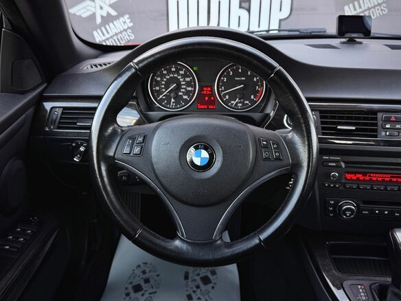 2010 BMW 3 серии 328i V (E90/E91/E92/E93) Рестайлинг, красный - вид 14