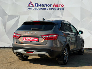 2019 Lada (ВАЗ) Vesta SW Cross I, серый, 1000000 рублей, вид 5