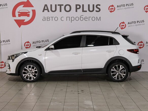 2021 Kia Rio X IV Рестайлинг, белый, 1365000 рублей - вид 5