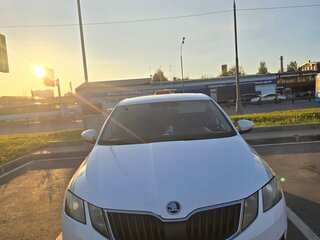 2019 Skoda Octavia III (A7) Рестайлинг, белый, 835000 рублей, вид 1