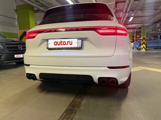 2018 Porsche Cayenne III, белый, 6650000 рублей, вид 5