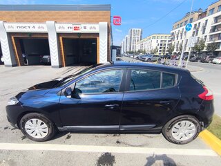 2012 Renault Megane III Рестайлинг, синий, 620000 рублей, вид 5