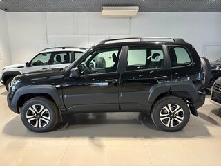 2026 Lada (ВАЗ) Niva Travel I Рестайлинг, чёрный, 1717000 рублей, вид 5