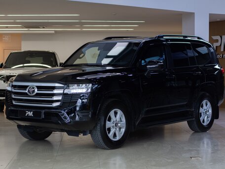 2023 Toyota Land Cruiser 300 Series, чёрный, 18500000 рублей, вид 3