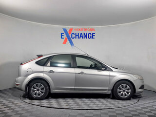 2010 Ford Focus II Рестайлинг, серебристый, 493000 рублей, вид 3