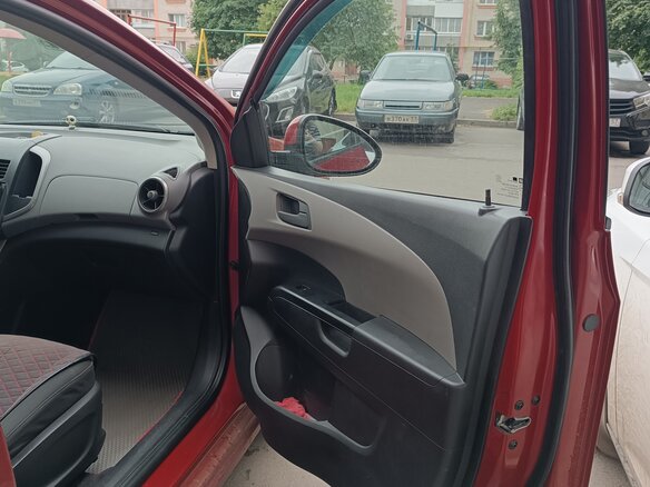 2012 Chevrolet Aveo II, красный, 650000 рублей - вид 17