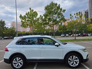 2021 Volkswagen Tiguan II Рестайлинг, белый, 3150000 рублей, вид 3