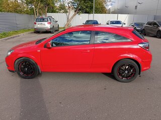 2010 Opel Astra GTC H Рестайлинг, красный, 950000 рублей, вид 4