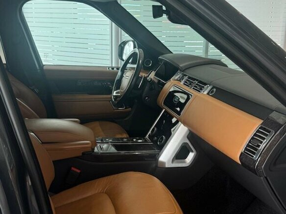 2021 Land Rover Range Rover IV Рестайлинг, серый, 6600000 рублей - вид 16