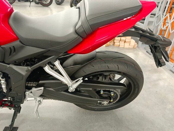 2025 Honda CBR 650R, красный, 1200000 рублей - вид 15