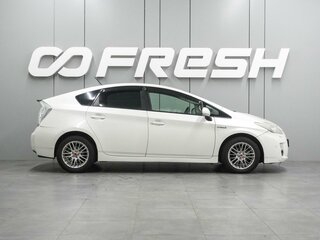 2010 Toyota Prius III (XW30), белый, 909000 рублей, вид 5