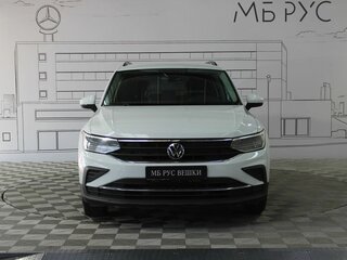 2022 Volkswagen Tiguan II Рестайлинг, белый, 2850000 рублей, вид 4
