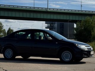 2011 Opel Astra H Рестайлинг, чёрный, 700000 рублей, вид 5