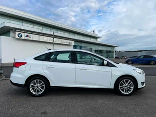 2018 Ford Focus III Рестайлинг, белый, 1210000 рублей, вид 4