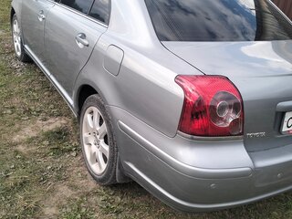 2007 Toyota Avensis II Рестайлинг, серебристый, 870000 рублей, вид 4