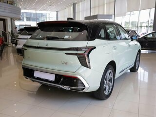 2025 Hongqi HS3, зелёный, 3269000 рублей, вид 4