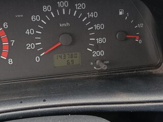 2010 Chevrolet Niva I Рестайлинг, серый, 310000 рублей, вид 3