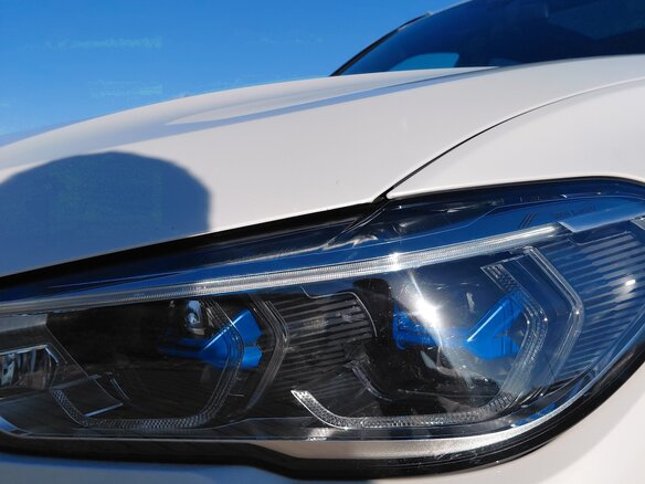 2021 BMW X5 30d IV (G05/G18), белый, 7700000 рублей - вид 16