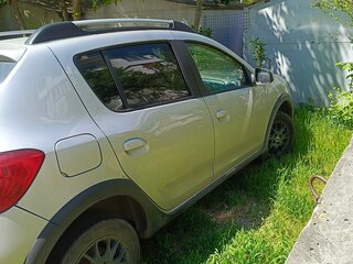 2016 Renault Sandero Stepway II, серый, 799999 рублей, вид 4