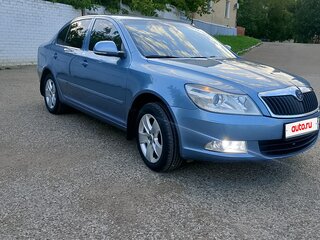 2010 Skoda Octavia II (A5) Рестайлинг, серый, 760000 рублей, вид 2