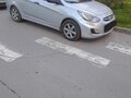 2011 Hyundai Solaris I, серебристый, 550000 рублей - вид 4