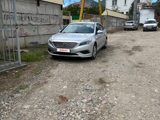 2016 Hyundai Sonata VII (LF), серебристый, 780000 рублей, вид 1