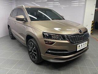 2022 Skoda Karoq DSG7 I, коричневый, 1916055 рублей, вид 3