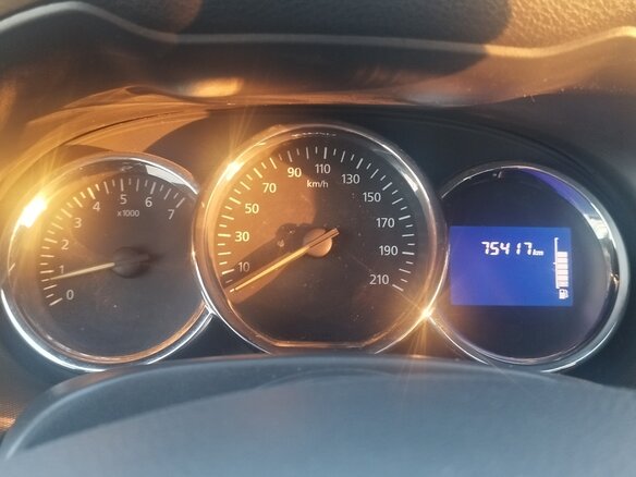 2017 Renault Duster I Рестайлинг, серый, 1700000 рублей - вид 6