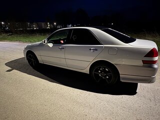 2001 Toyota Mark II IX (X110), белый, 500000 рублей, вид 3