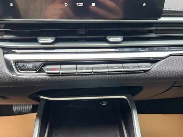 2022 Geely Emgrand II, белый - вид 13