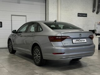 2020 Volkswagen Jetta VII, серый, 1900000 рублей, вид 5