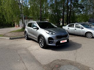 2019 Kia Sportage IV Рестайлинг, серебристый, 1599999 рублей, вид 3