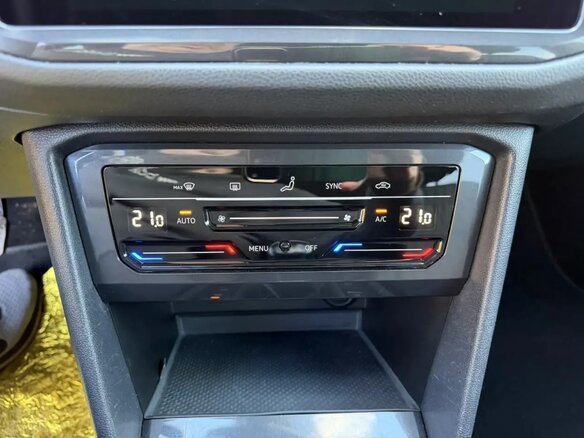 2022 Volkswagen Tiguan Allspace II Рестайлинг, белый, 2342000 рублей - вид 18